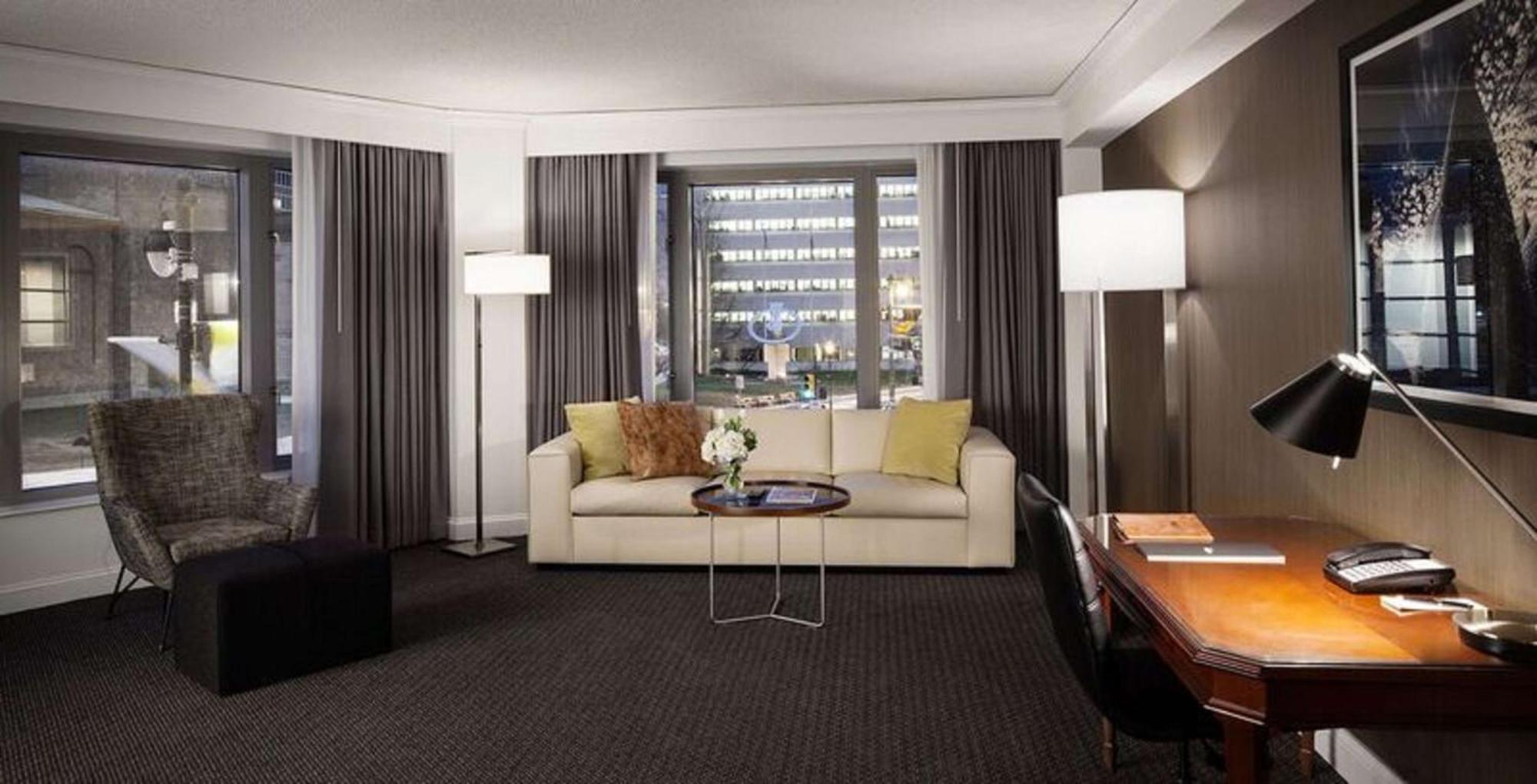 The Logan Philadelphia, Curio Collection By Hilton Hotel Exterior photo