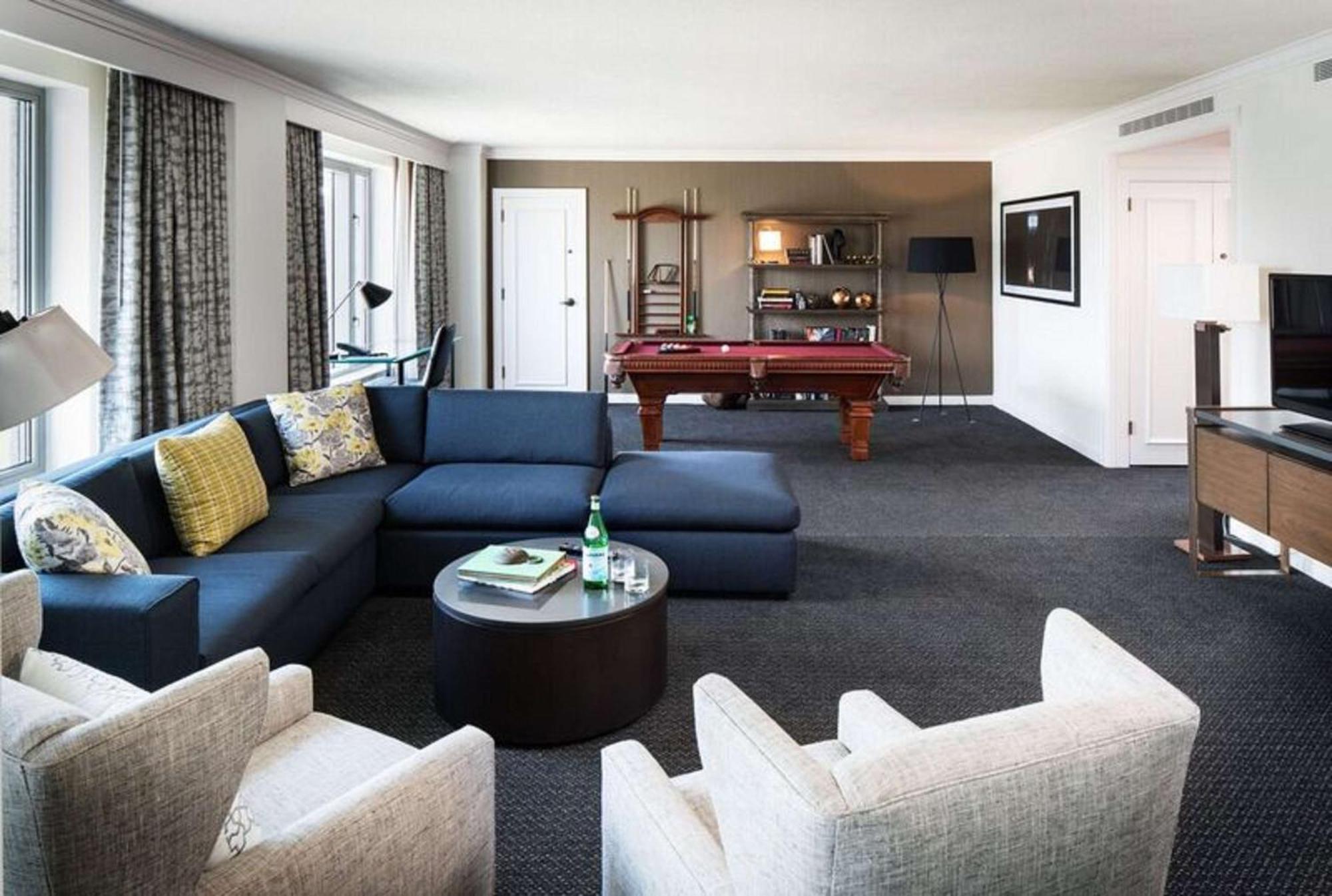 The Logan Philadelphia, Curio Collection By Hilton Hotel Exterior photo