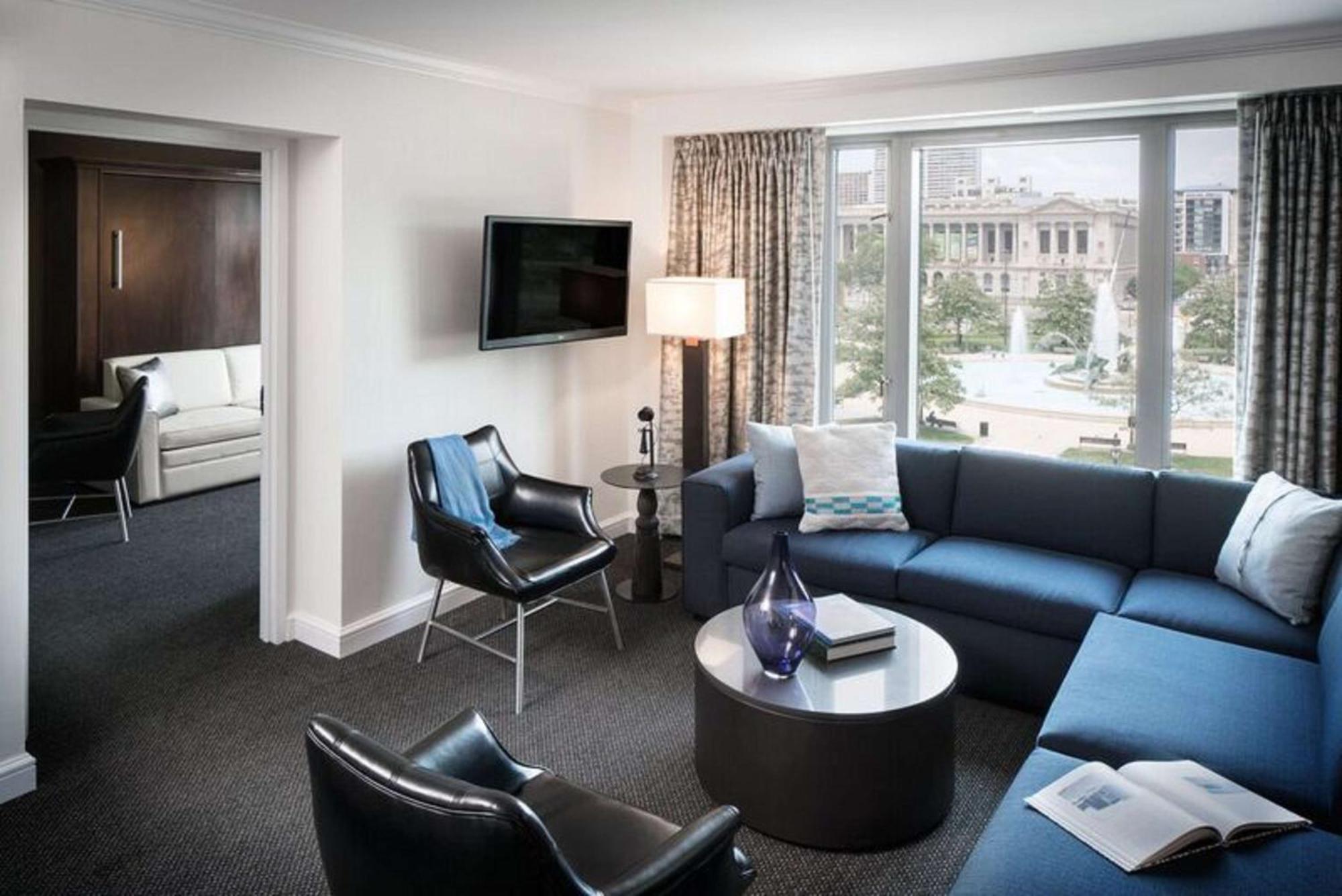 The Logan Philadelphia, Curio Collection By Hilton Hotel Exterior photo