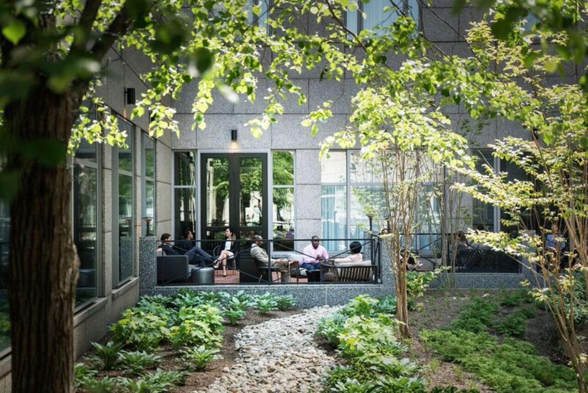 The Logan Philadelphia, Curio Collection By Hilton Hotel Exterior photo